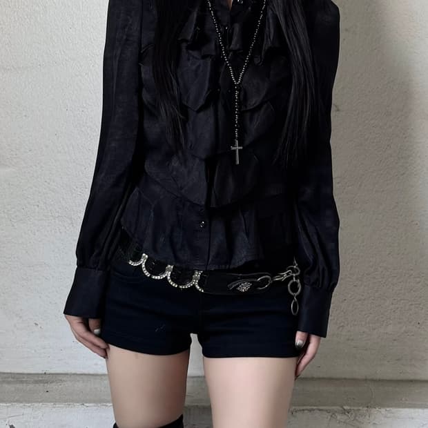 Black frill shirt