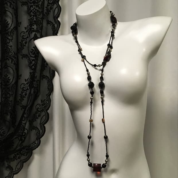 Vintage 블랙 와인 자개 비즈 롱 네크리스 목걸이