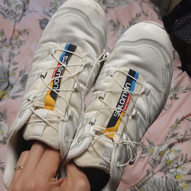 살로몬 XT-6 화이트