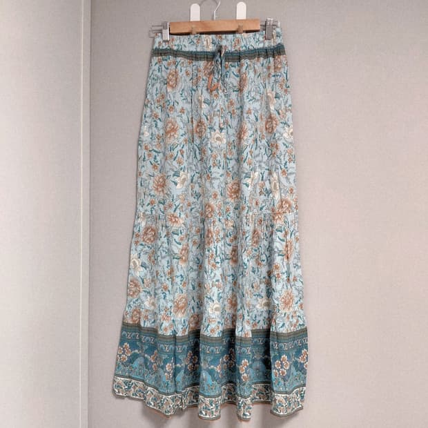 소프트 민트 가든 롱 스커트