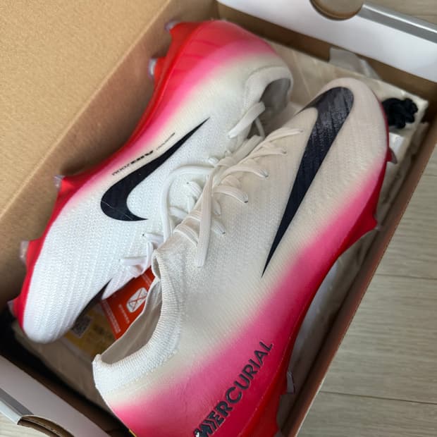 나이키 머큐리얼 베이퍼 16 FG