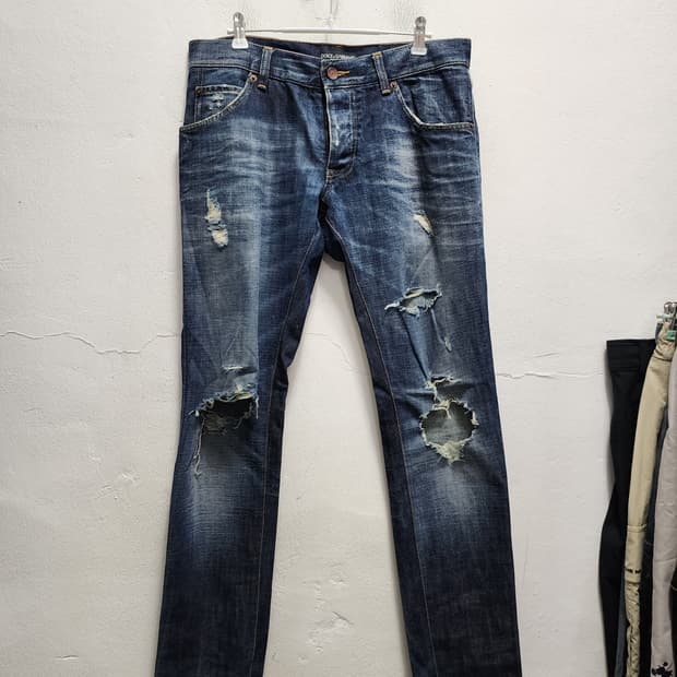 돌체앤가바나 데미지 스틸로고 워싱 청바지