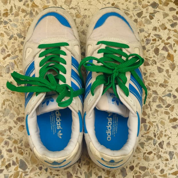 아디다스 ZX 750 운동화 235mm