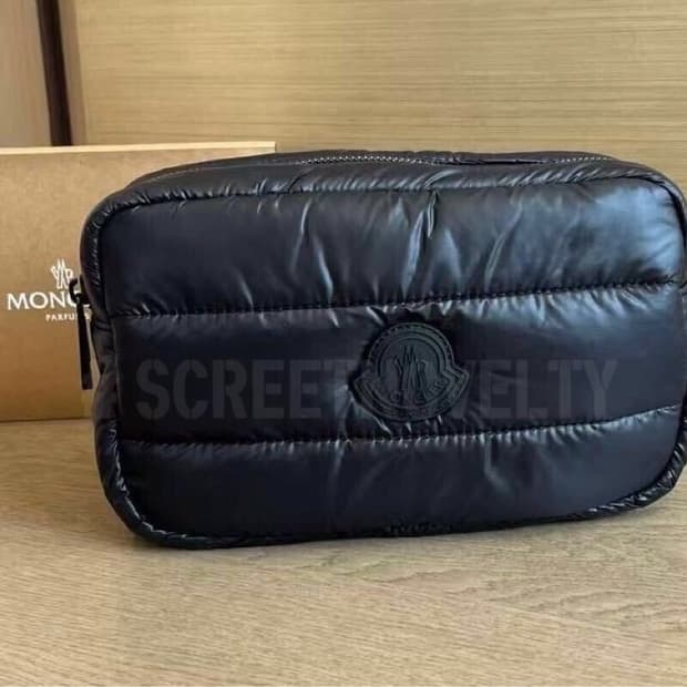 몽클레어 패딩파우치 골프파우치 퀄팅파우치 블랙
