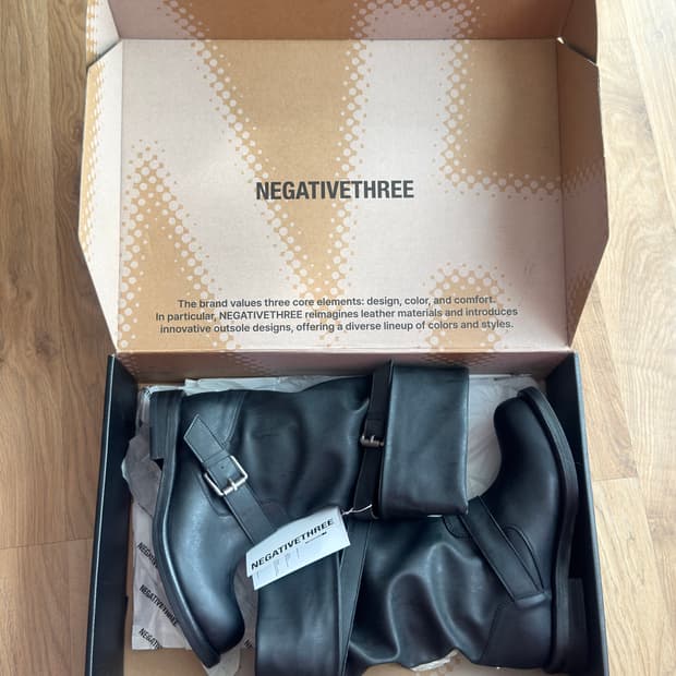 네거티브쓰리 슬라우치 롱 부츠 블랙 230