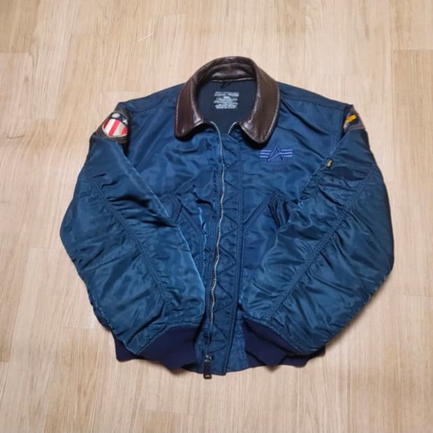 알파 인더스트리 FLT 45/F 항공 자켓