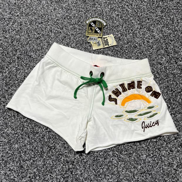 주시꾸뛰르 핫팬츠 새상품