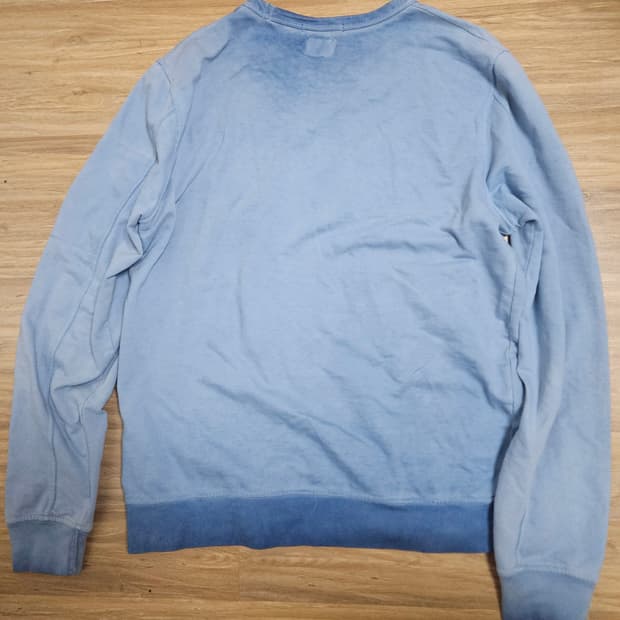 CP컴퍼니 맨투맨