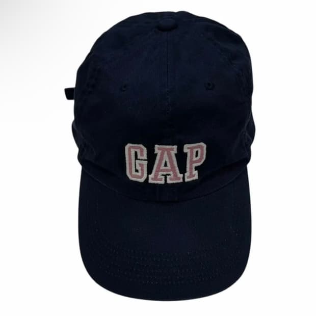 GAP 빈티지 스펠로고 네이비 핑크 볼캡 모자