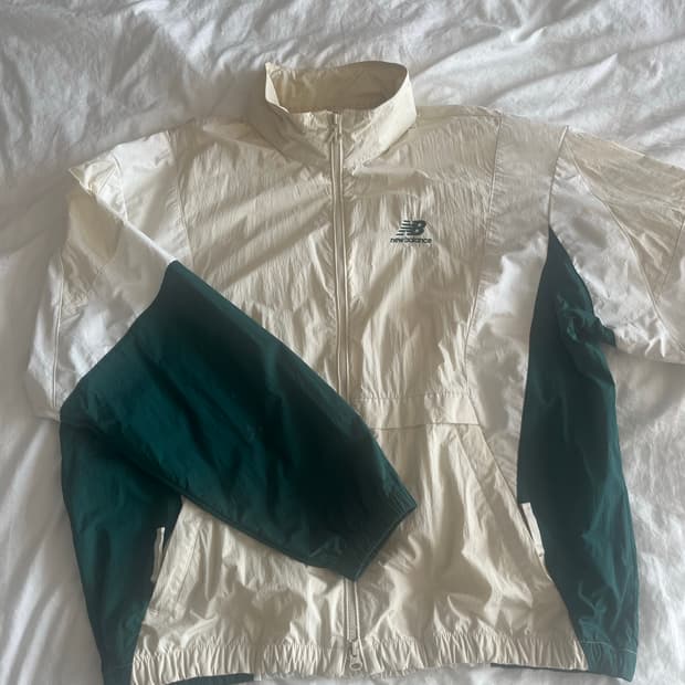 Newbalance 바람막이 XXL