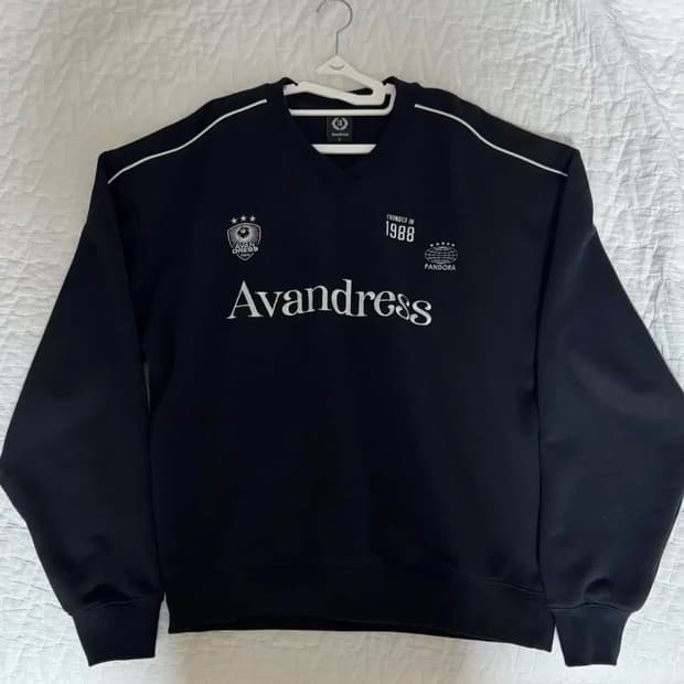 어반드레스 맨투맨