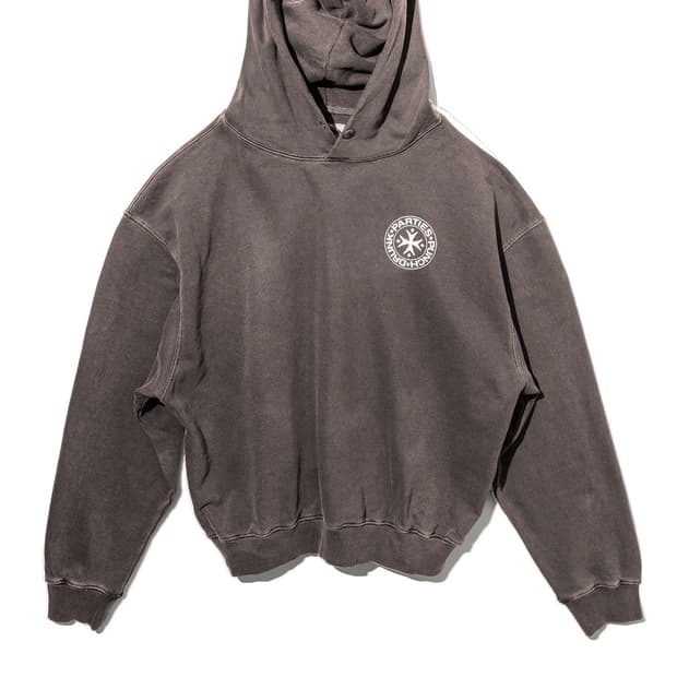 펀치드렁크파티즈 후드티 브라운