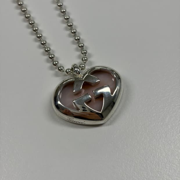 구찌 XL 하트 자개 인터라킹 목걸이