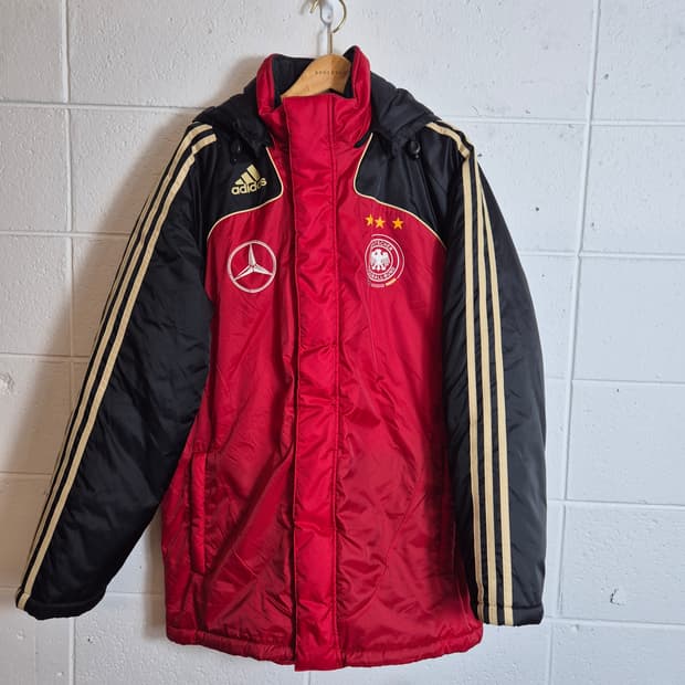 100 )아디다스 독일 축구 국가대표팀 패딩 자켓