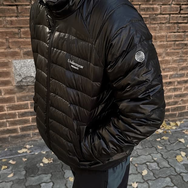 언더마이카 라이트 다운 걍량패딩 1 size