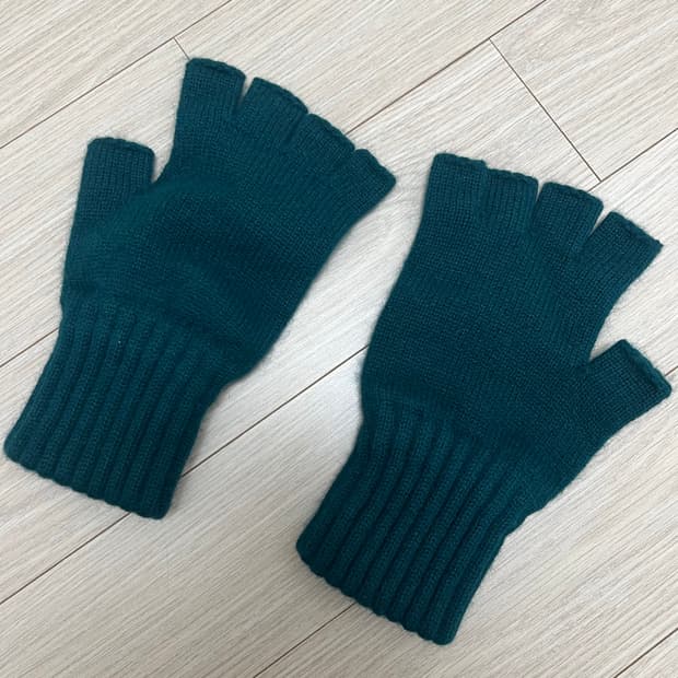 드레익스 울 니트 핑거리스 장갑 다크 그린