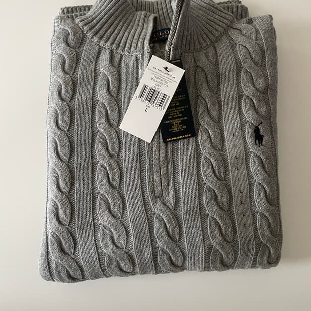 폴로 신형 케이블 니트 반집업 L