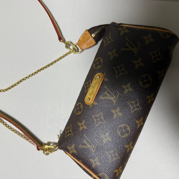 루이비통 에바클러치