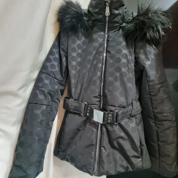 쁘아블랑 하이브리드 스키/보드 자켓 XS사이즈