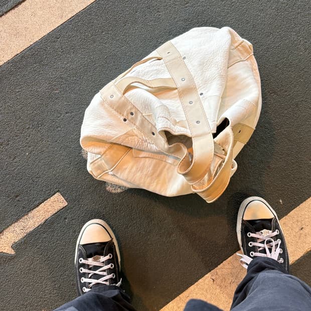 솔로이스트 가죽 토드백