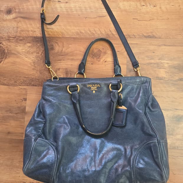 프라다 가방 판매합니다 