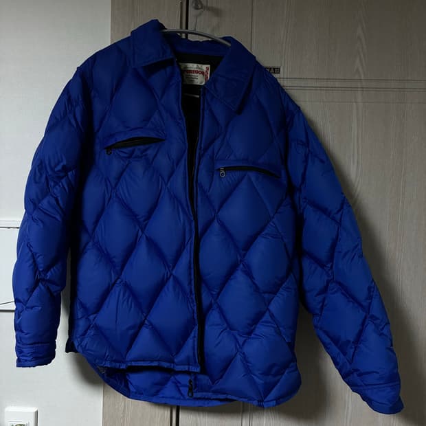 폴로 경량 패딩