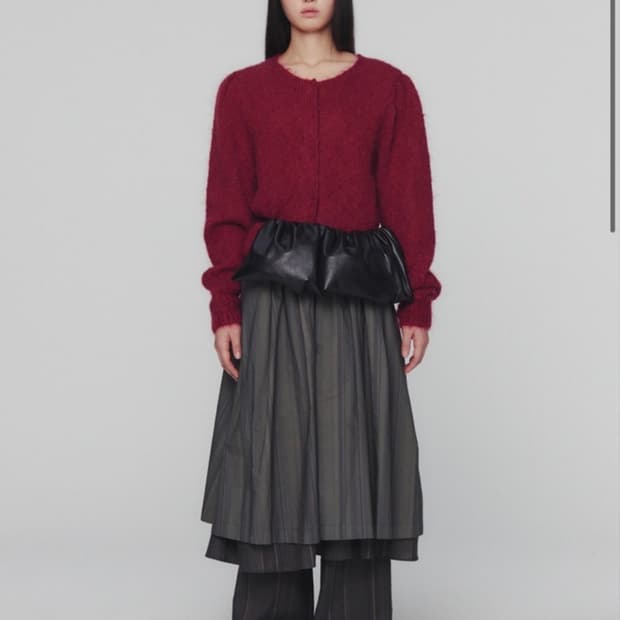 아모멘토 뉴그랜마가디건 NEW GRANDMA CARDIGAN 와인