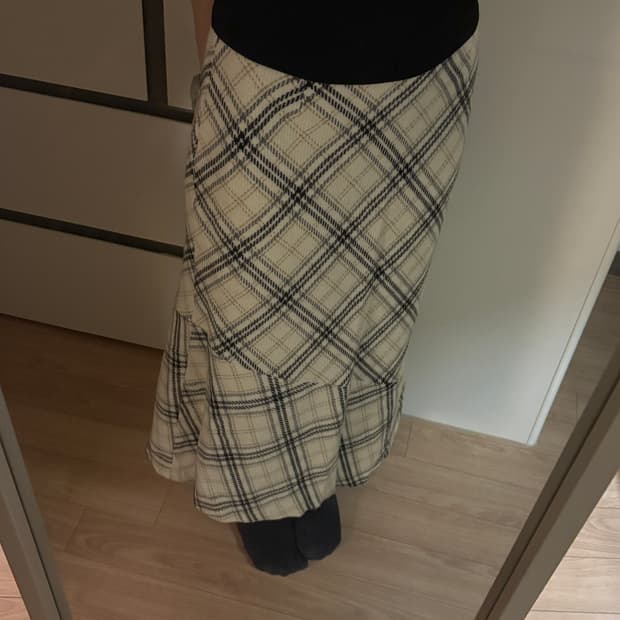 vintage checkered skirt