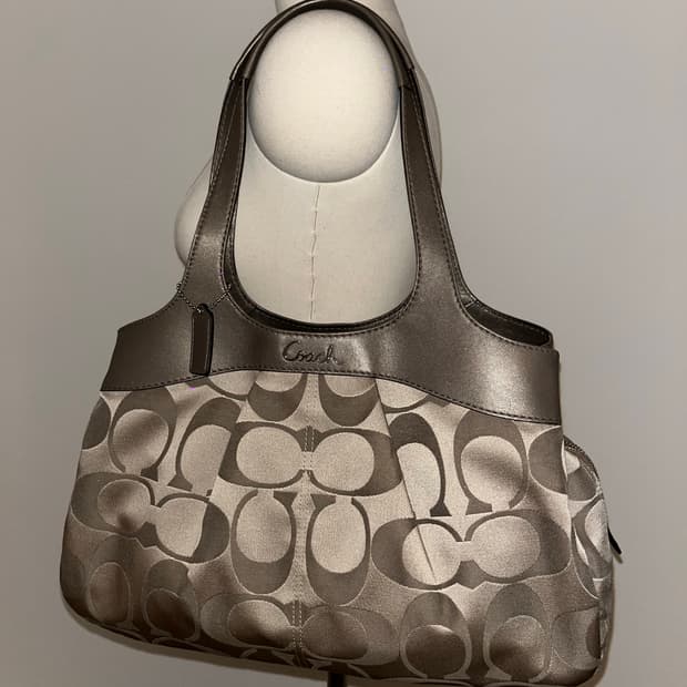 Old Coach Basic Shoulder Bag