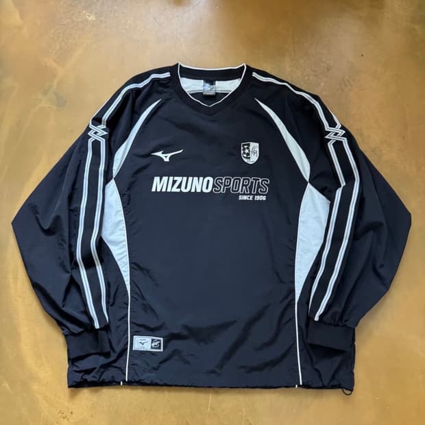 미즈노 루즈핏 풋볼 사커 웜업 바람막이 XL