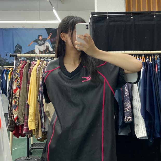 미즈노 블랙 핫핑크 스티치 포인트 폴리에스터 반팔 L