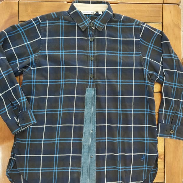 유니클로 X JW 앤더슨 여성 오버핏 코튼롱 셔츠
M사이즈