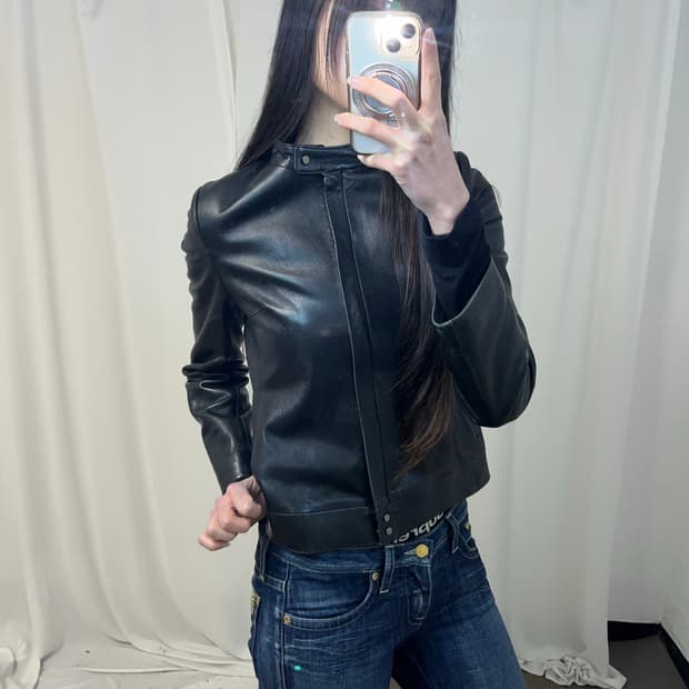 블랙 레더 자켓