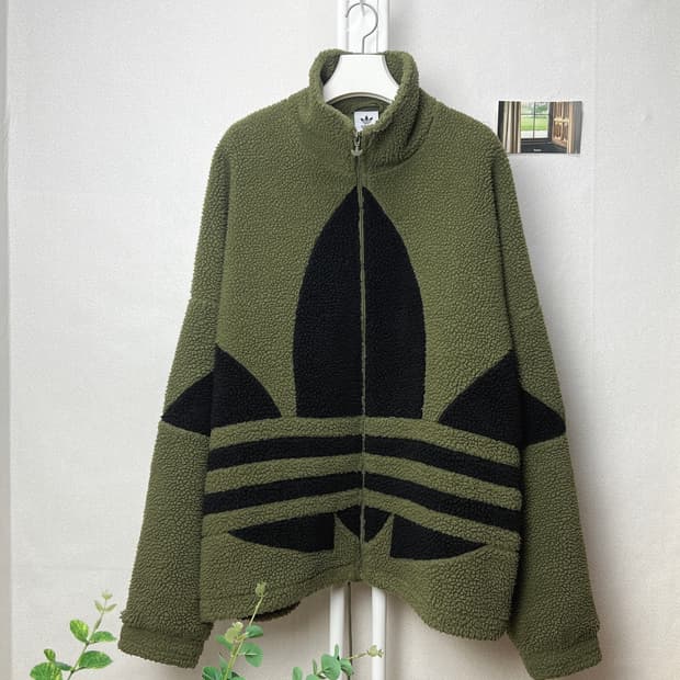 아디다스 쉐르파 플리스 XXL