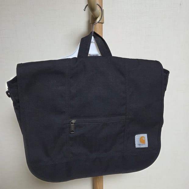 칼하트 블랙 메신저백