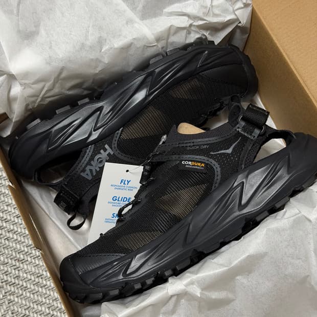 호카 호파라2 여성 240 새상품