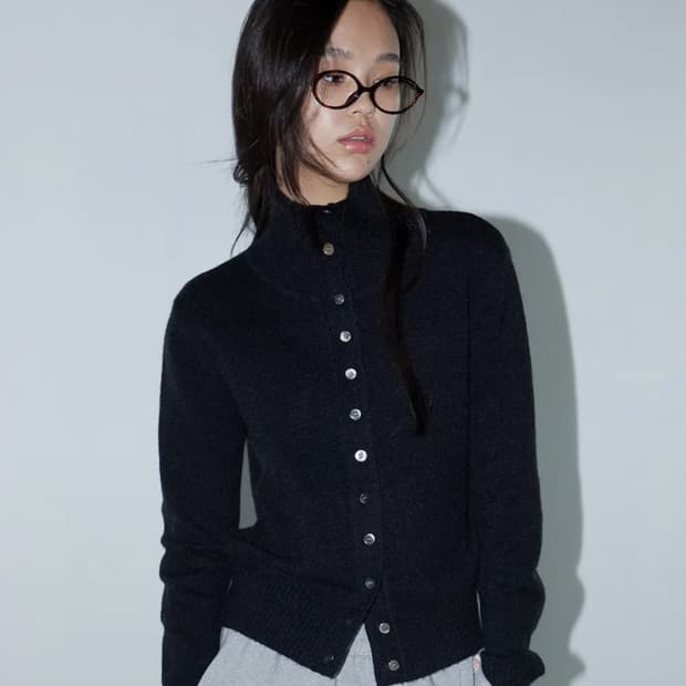 미치코런던 하이넥 버튼 가디건