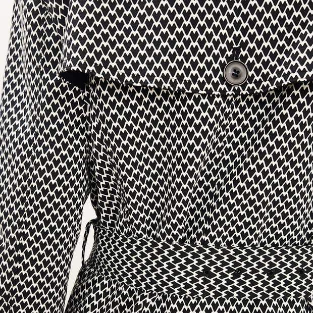 하트체크 트렌치코트 