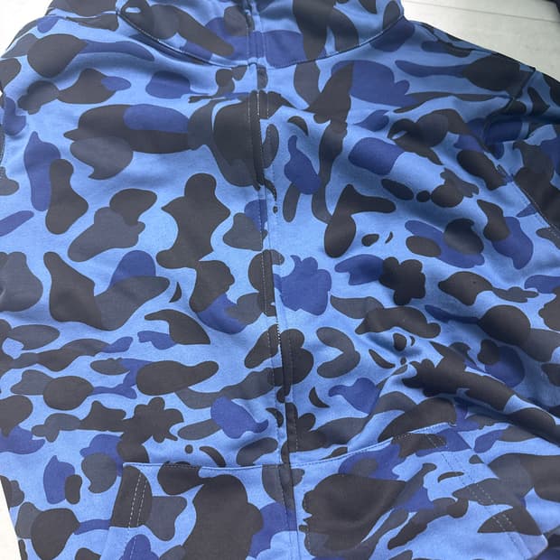 베이프 후드집업