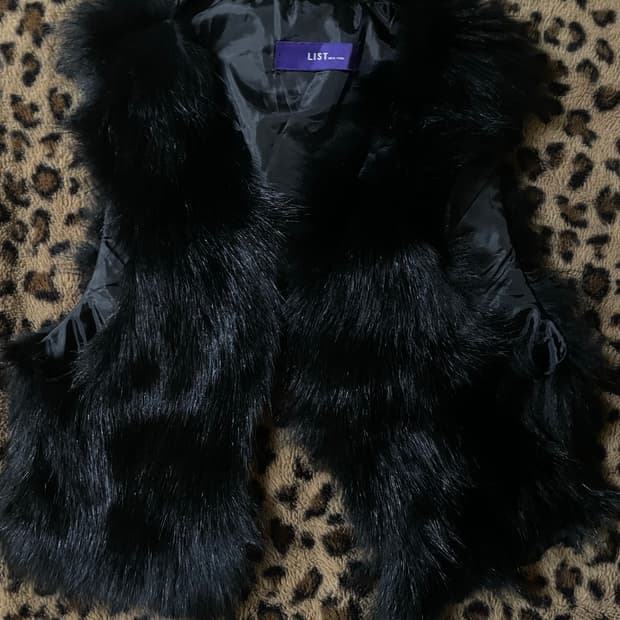 폭스 리얼퍼 조끼