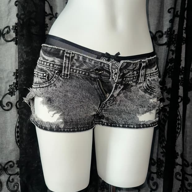 Rock chic shorts