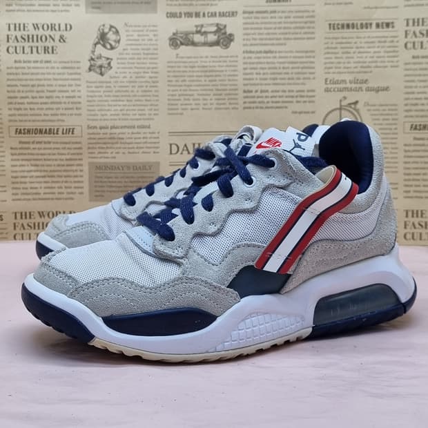 나이키 조던x 파리생제르맹 운동화235