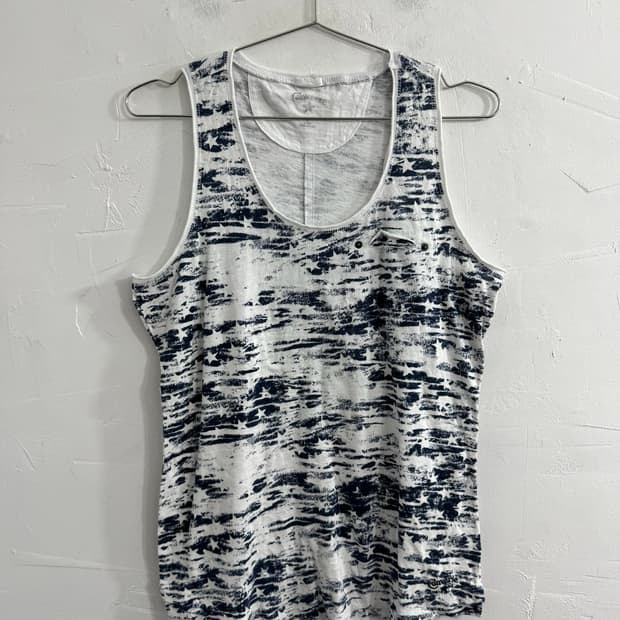 converse star sleeveless