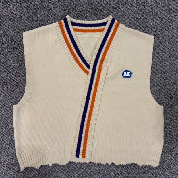 아더에러 크롭니트 3사이즈