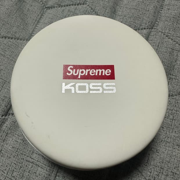 슈프림 코스 포타프로 헤드폰 화이트