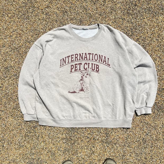 더오픈 프로덕트 펫클럽 크루넥 맨투맨