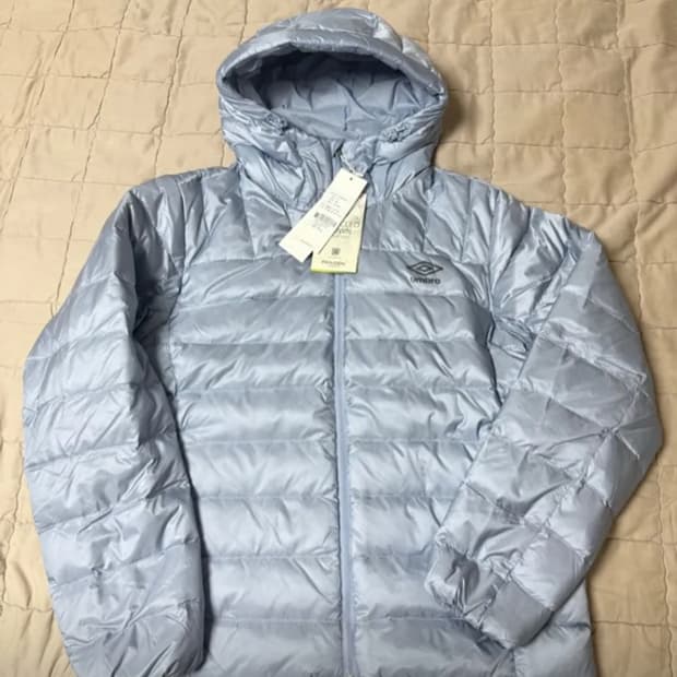 엄브로 페더플렉스 경량패딩 블루 95사이즈