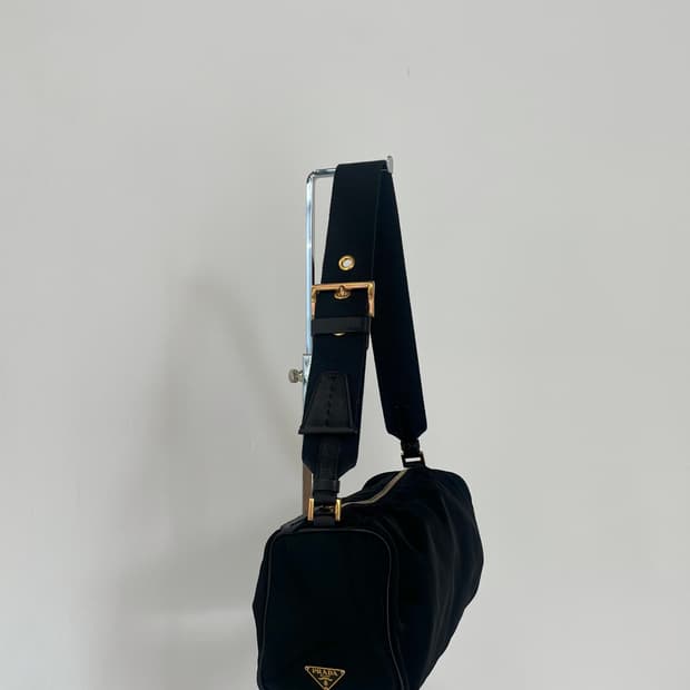 프라다 빈티지 숄더백