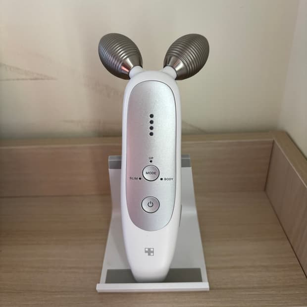 메디큐브 EMS 브이쎄라