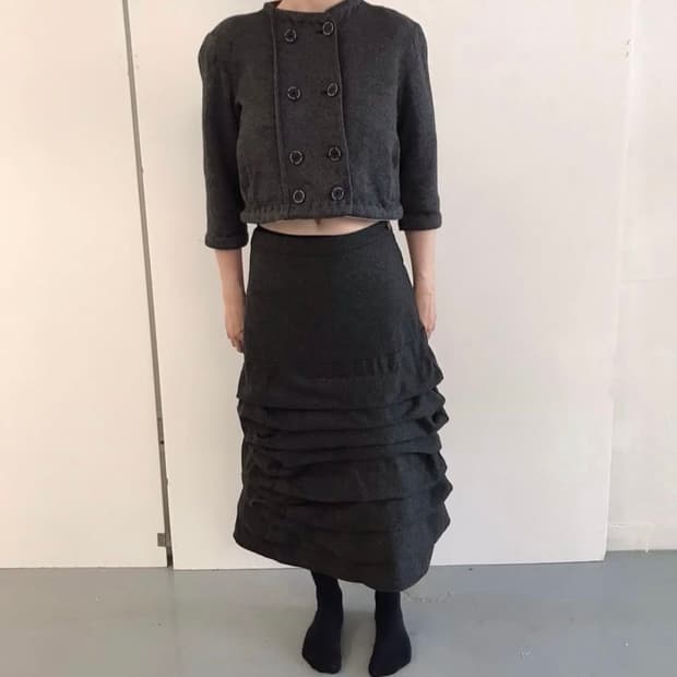 에옹쓰 piled wool skirt